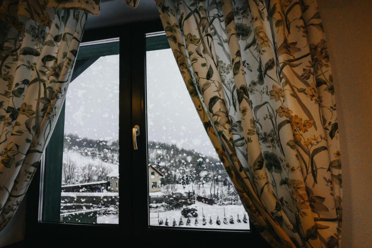 ヴラヒツァ Kadarhaz Bed & Breakfast エクステリア 写真
