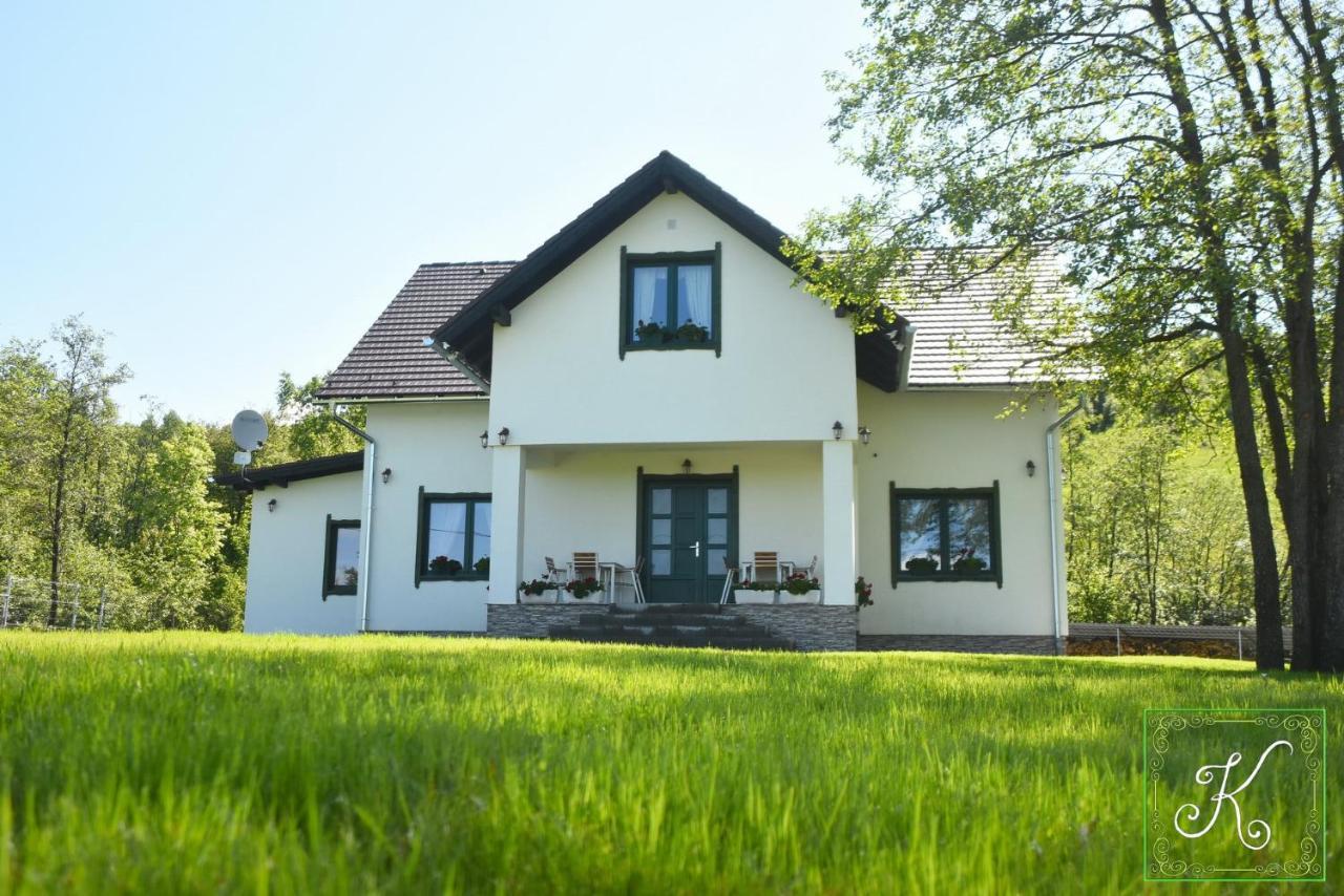 ヴラヒツァ Kadarhaz Bed & Breakfast エクステリア 写真